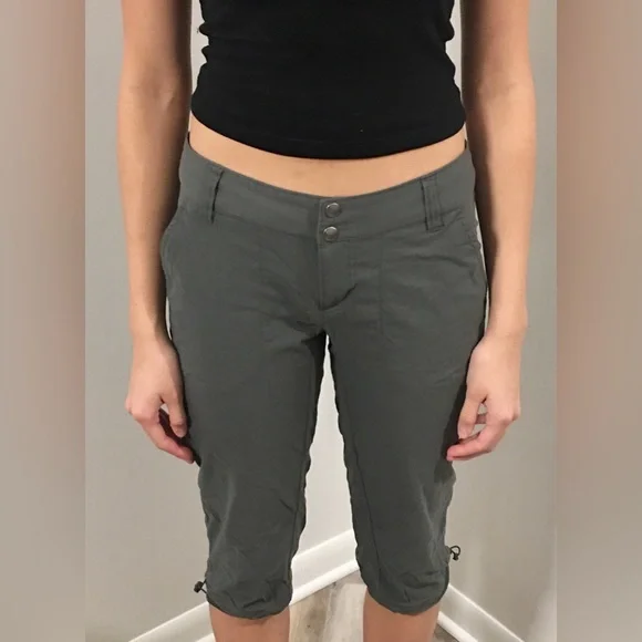 COLUMBIA Gray Omni-Shield Advanced Repellency Cropped Capri Pant Women's Size 6 - Picture 1 of 6